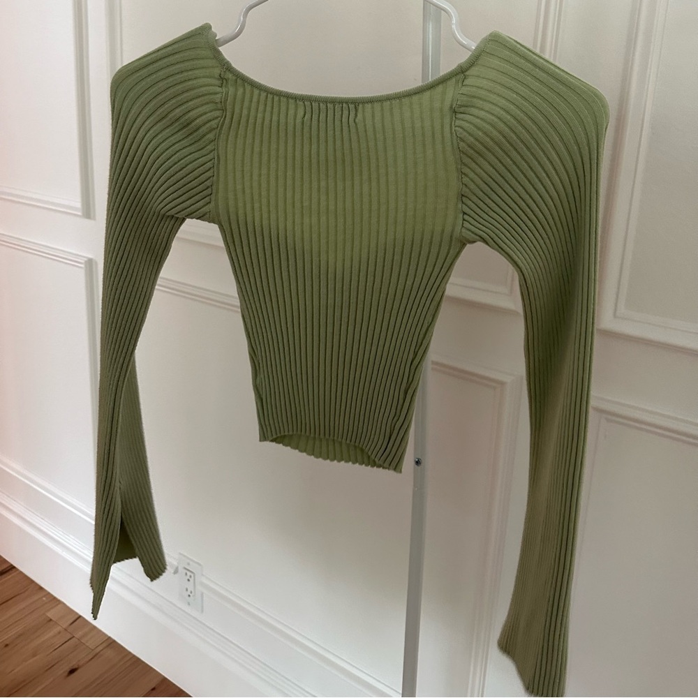 Green Long sleeve - Picture 4 of 4
